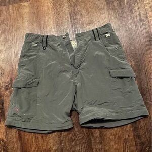 Men’s (size 32) Reddington vintage dark green shorts